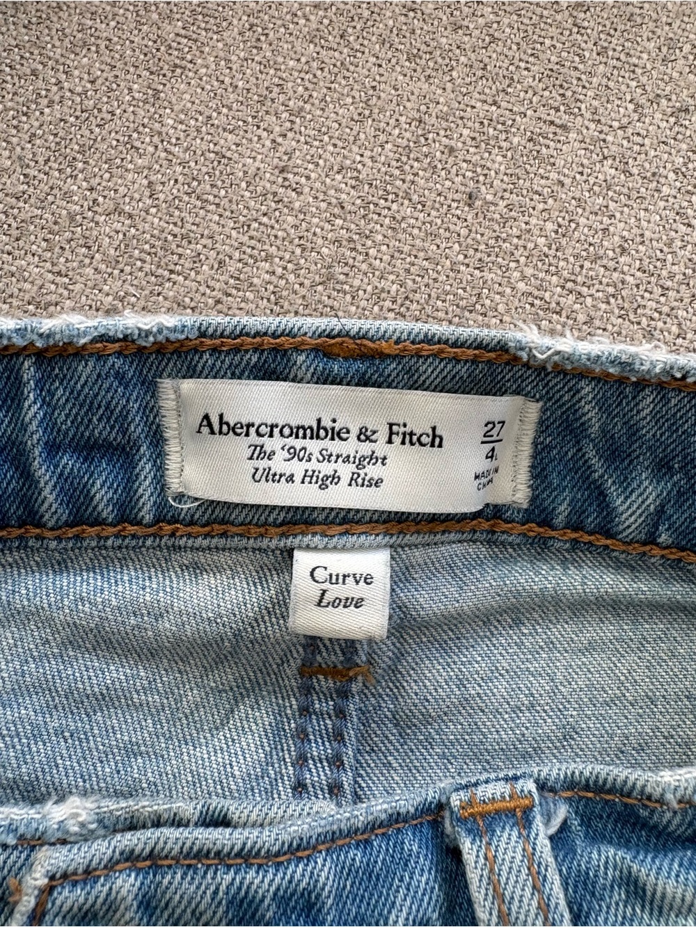 Abercrombie & Fitch Light Blue Curve Love High Rise Jeans